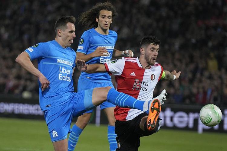 他更加严格 他更加严格