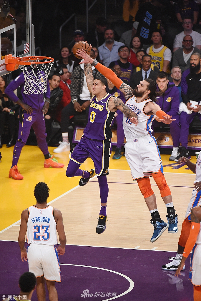 得分略低于 得分略低于